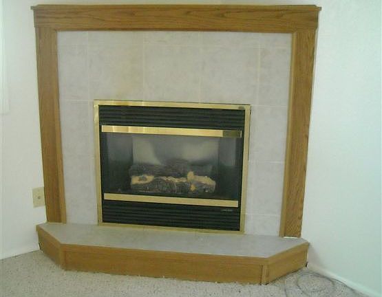 5th image of 2200 Garland St #32