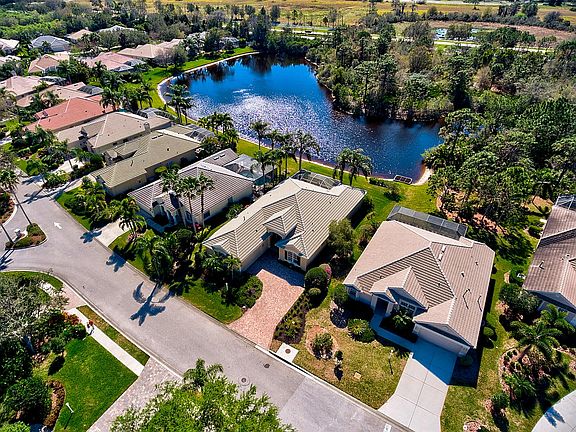 private preserve/lake view