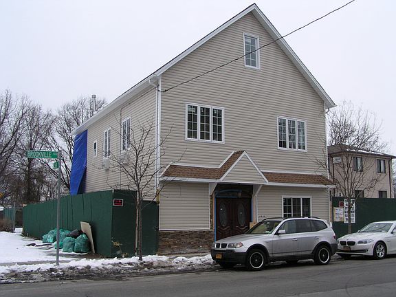 2nd image of 138-10 Brookville Blvd Queens