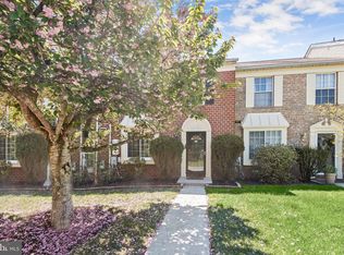 22 Carters Rock Ct, Catonsville, MD 21228
