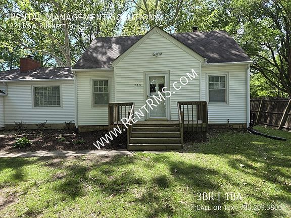 2nd image of 2211 SW Burnett Rd