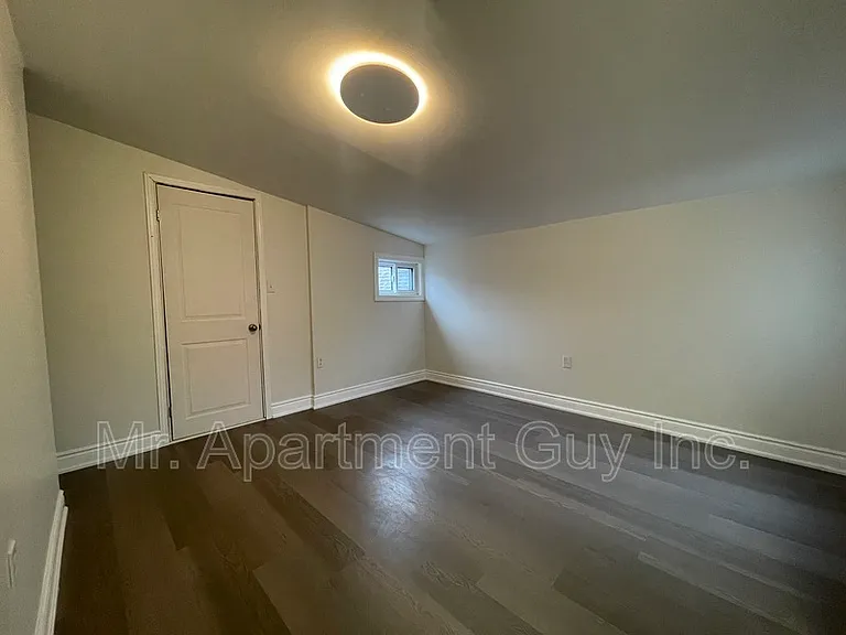 88 Clyde St — Photo 11