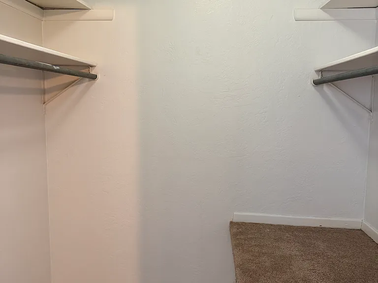 390 N 800 W #1 — Photo 3