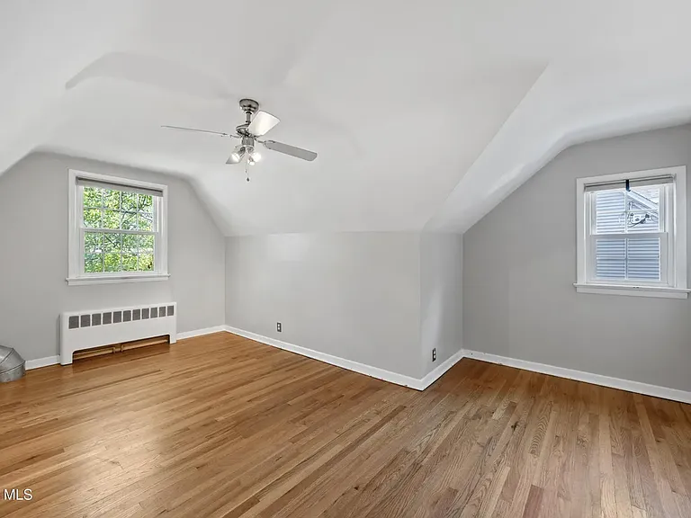 2324 Niskayuna Dr — Photo 6