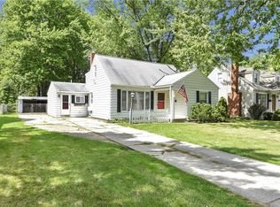 3720 Walter Rd, North Olmsted, OH 44070
