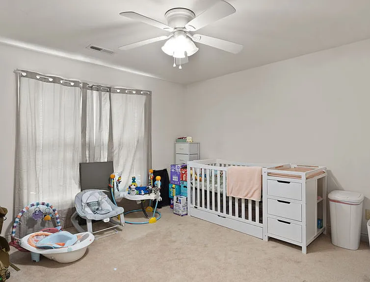 1 Charlotte Pl #6 — Photo 13