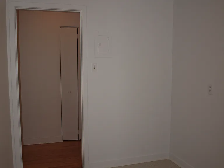 358 McArthur Ave — Photo 21
