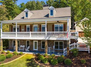 12 Lake Ct, White, GA 30184
