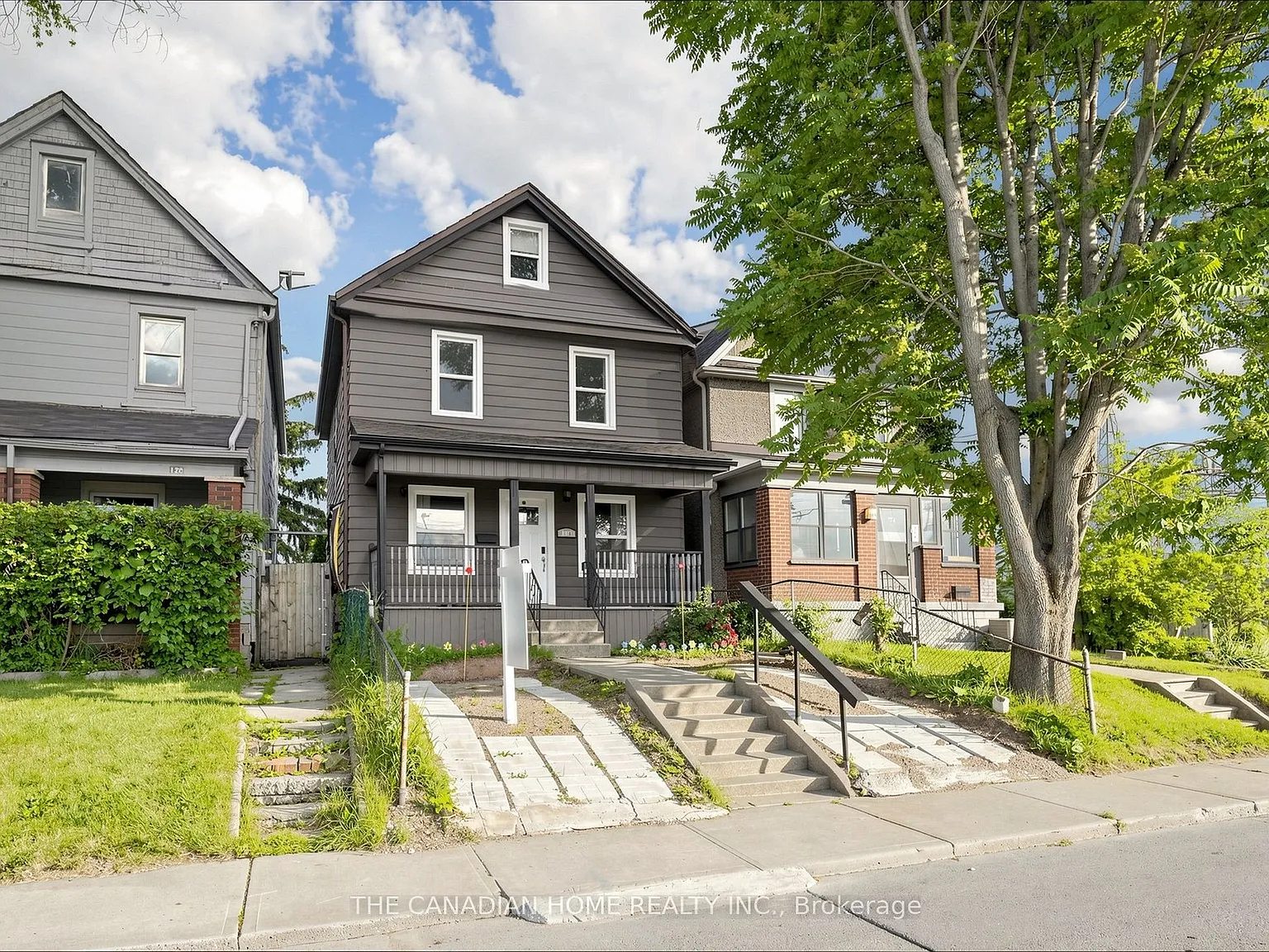 5 bed, $2,600 — Photo 2
