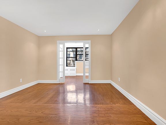 4th image of 344 E 85th St #4