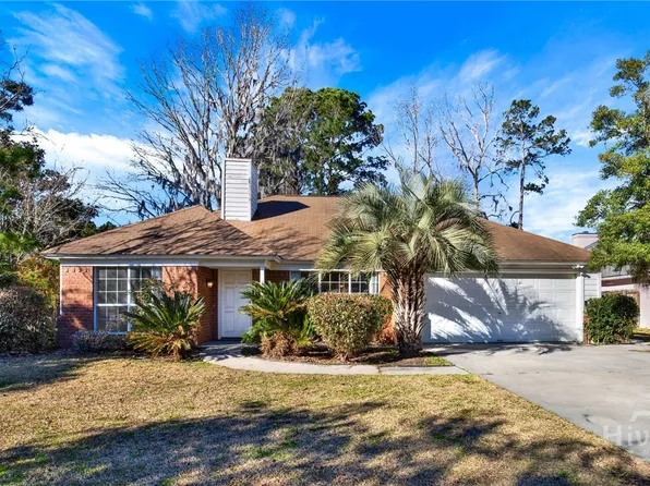 2 St Ives Dr, Savannah, GA 31419