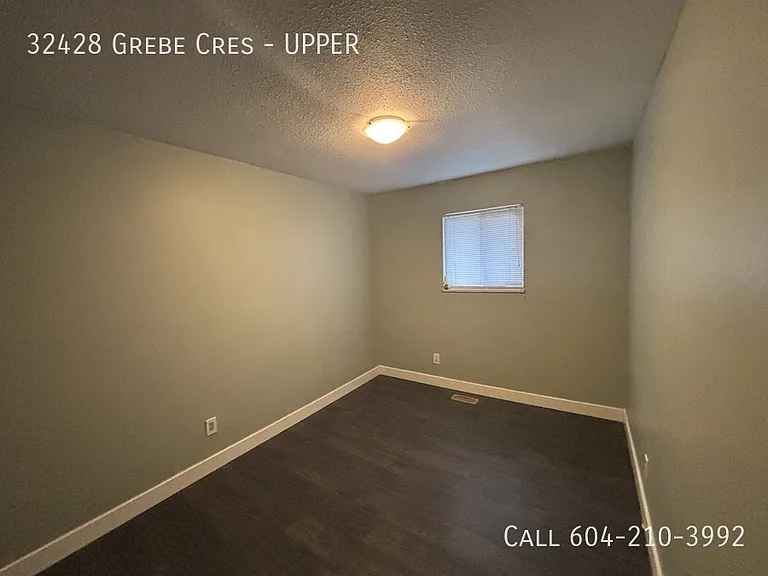 32428 Grebe Cres #UPPER — Photo 10