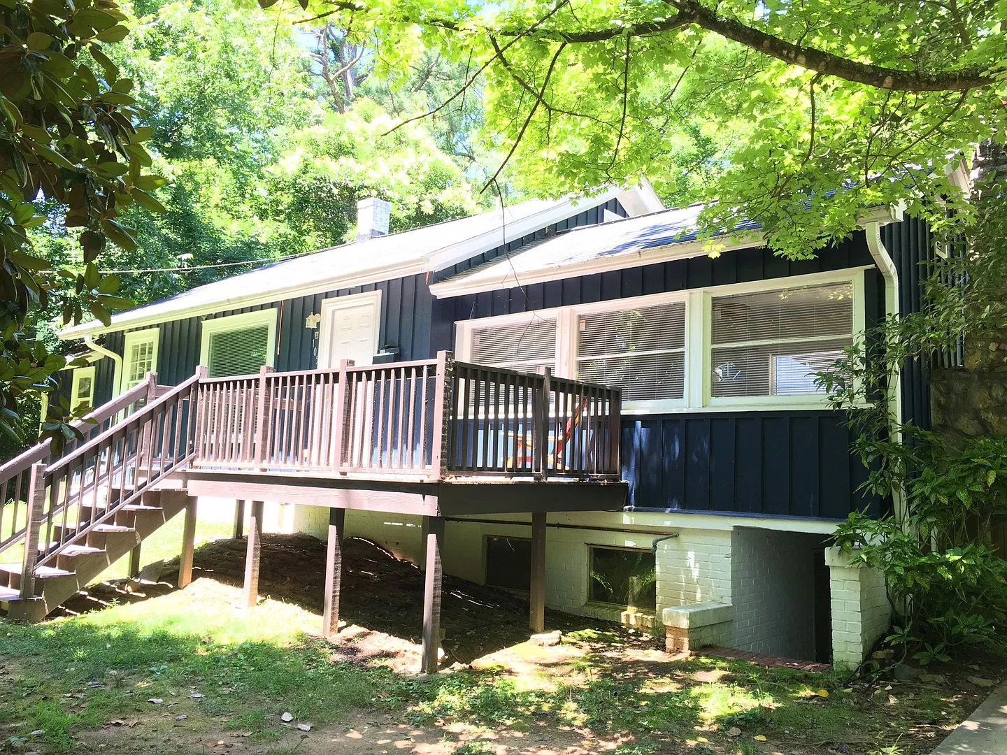 Sweet 3br duplex on Stephens St.! Walk to UNC next school year! — Photo 1