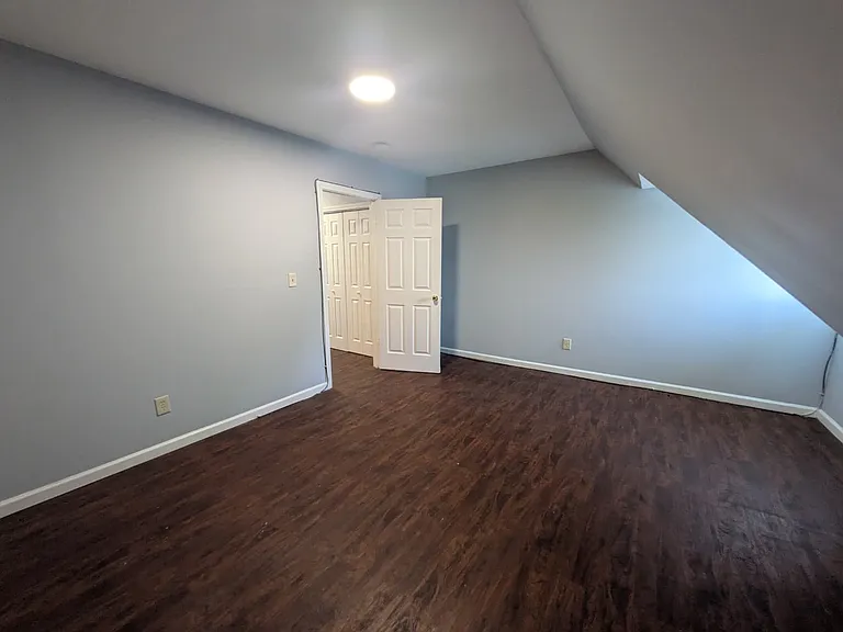 40 Center St #2R — Photo 13