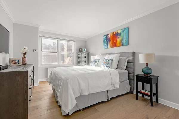 Sold by Compass | media 12