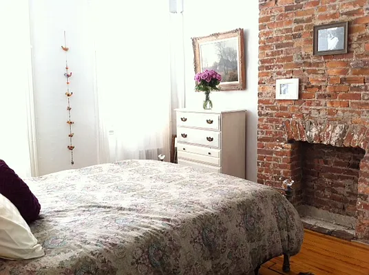 Rented by Realty Collective | media 9