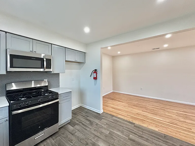156 Ridgewood Ave #1 — Photo 23