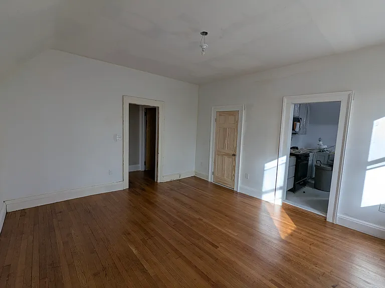 1300 Summit Ave #3 — Photo 21