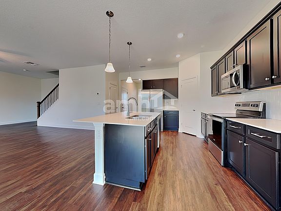3rd image of 33865 Widman Way
