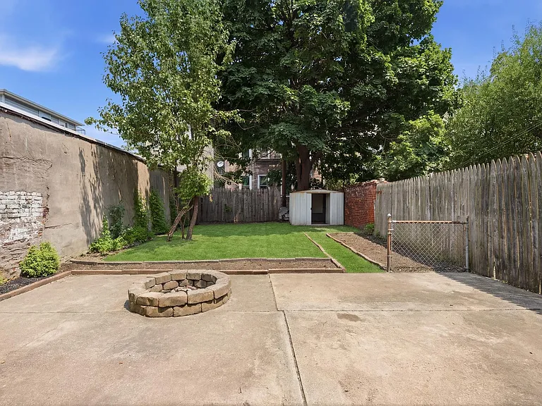 74 Yale Ave #1 — Photo 21