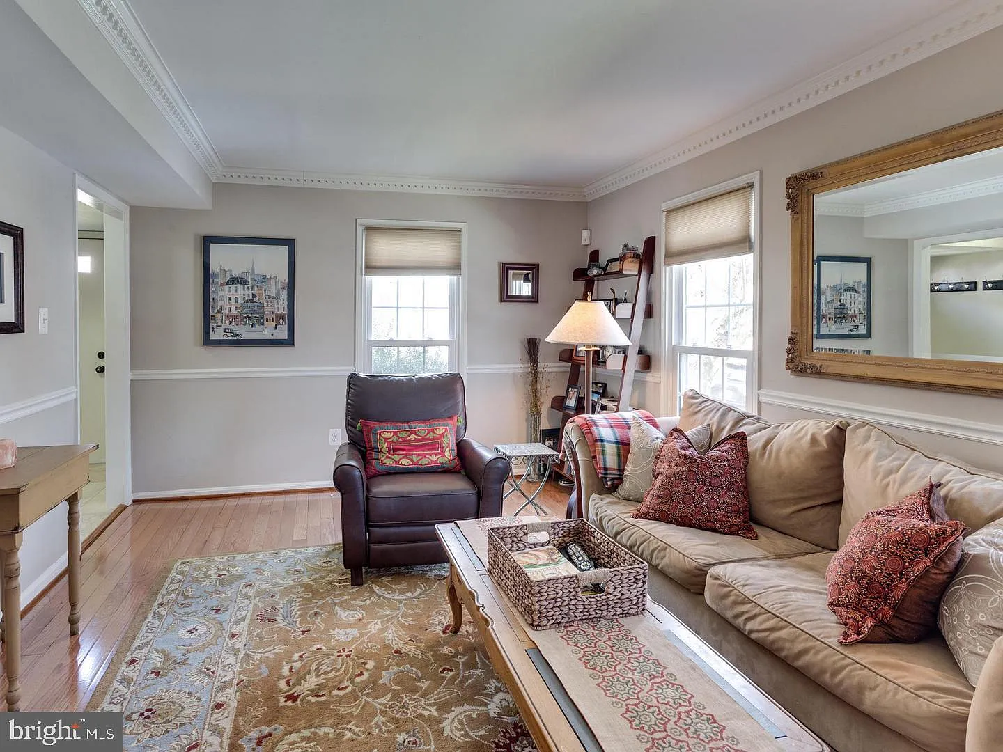 3 bed, 4.0 bath, 2040 sqft, $3,175 — Photo 2