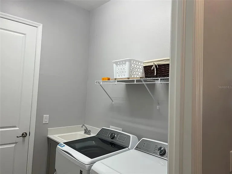 17535 Jadestone Ct — Photo 39