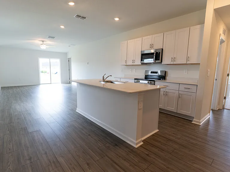8414 SW 41st Cir — Photo 15