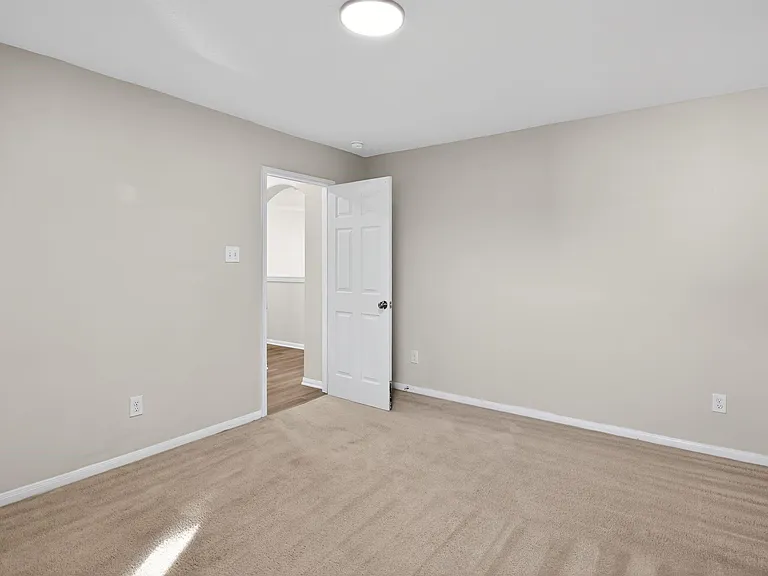 4938 Yearling Ridge Ct — Photo 28