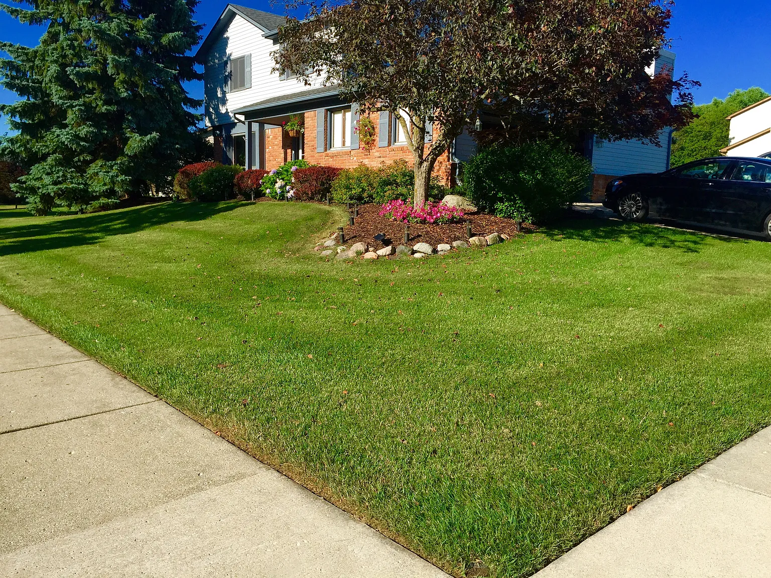 24548 Riverview Ln photo 1