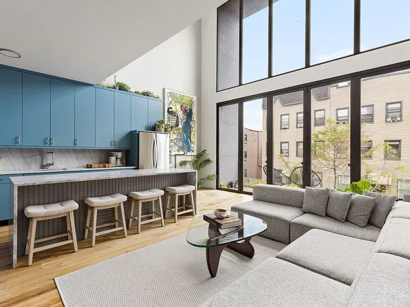237 Devoe St #2F, Brooklyn, NY 11211