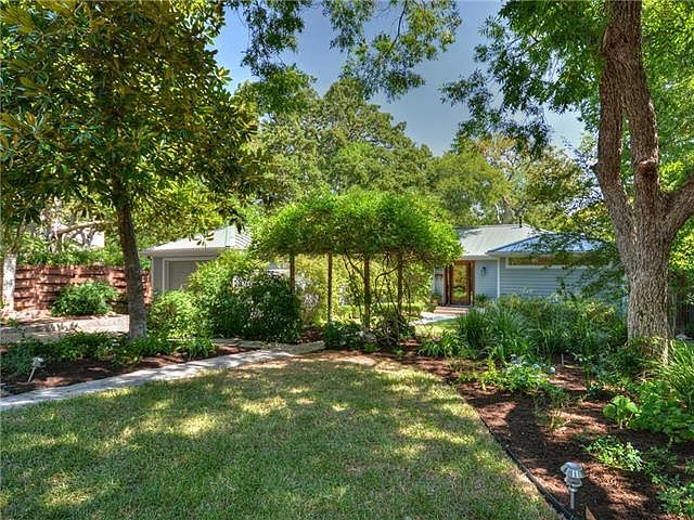 1st image of 2704 Townes Ln