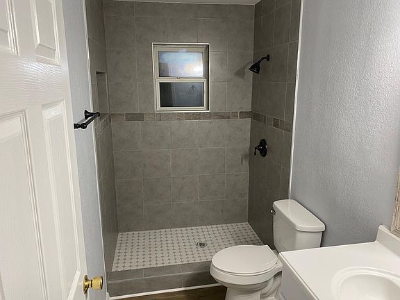 3rd image of 2621 S Calle Duquesa
