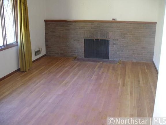 5th image of 14427 Garland Ave