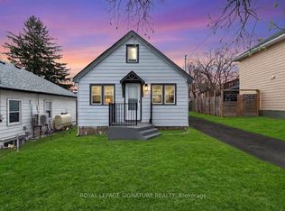 377 Adelaide Ave W, Oshawa, ON L1J 2R7