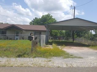 137 Comanche Dr, Burnet, TX 78611