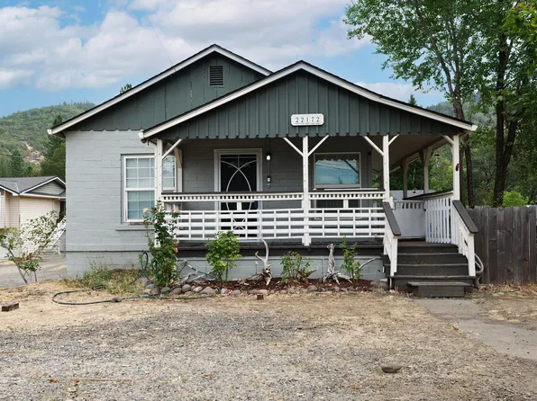 22172 Highway 62, Shady Cove, OR 97539