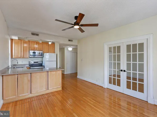 1401 Columbia Rd NW APT 410, Washington, DC 20009