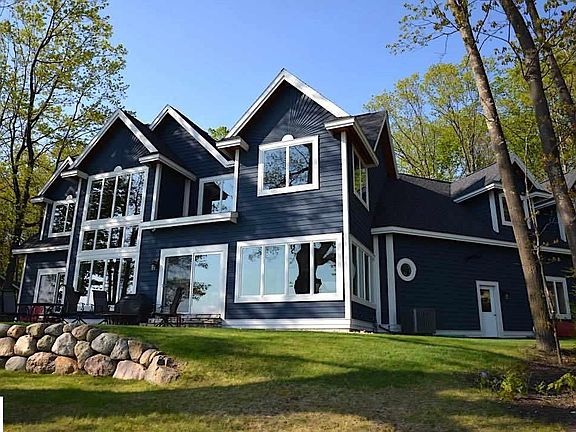 2nd image of 2312 SE Torch Lake Dr