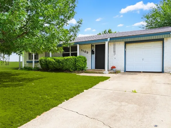 1105 Glenn Dr, Euless, TX 76039
