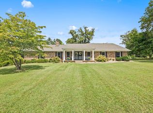 1050 Oaklawn Dr, Cookeville, TN 38501