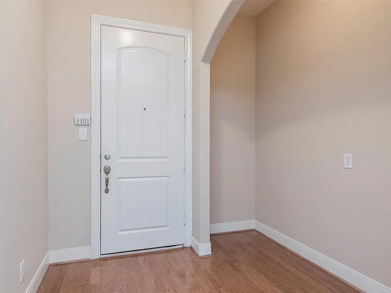 6551 Westcott St #D2 — Photo 2