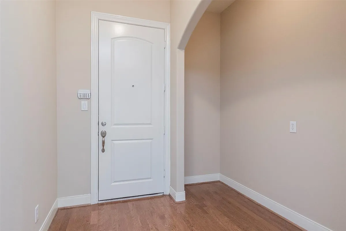 Building Photo - 6551 Westcott St #D2