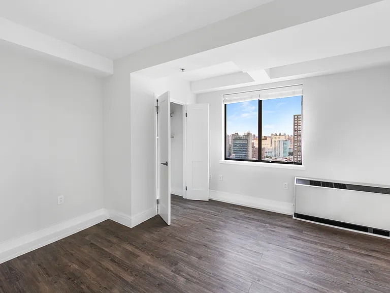 354 E 91st St #1601 — Photo 6