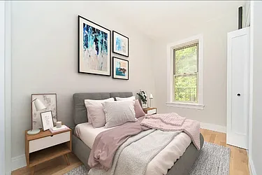 Rented by Living New York