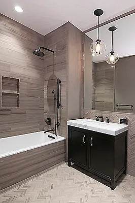 Sold by CMB Realty, LLC | media 16