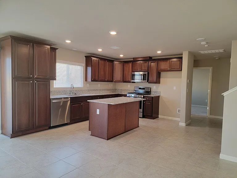 8955 Wolf River Dr — Photo 9