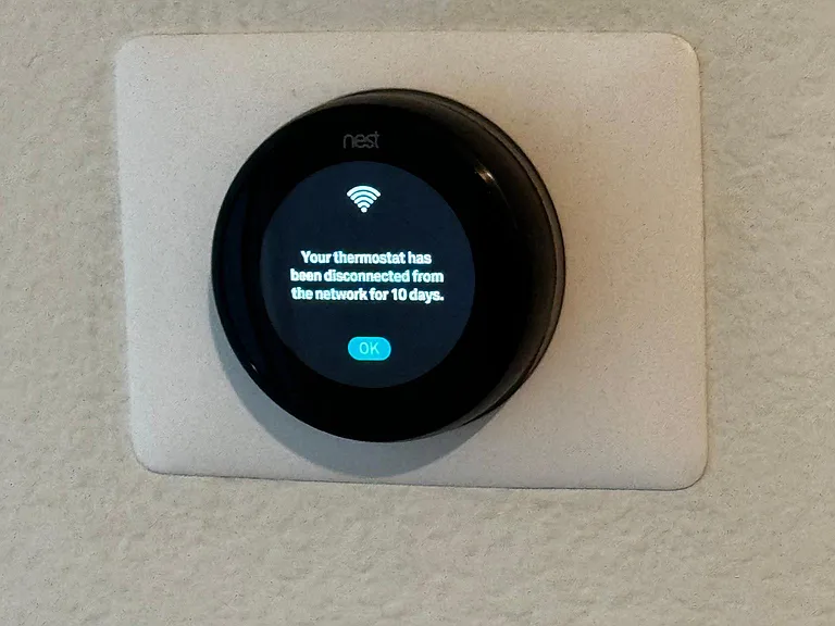 Nest thermostat for central air and heating