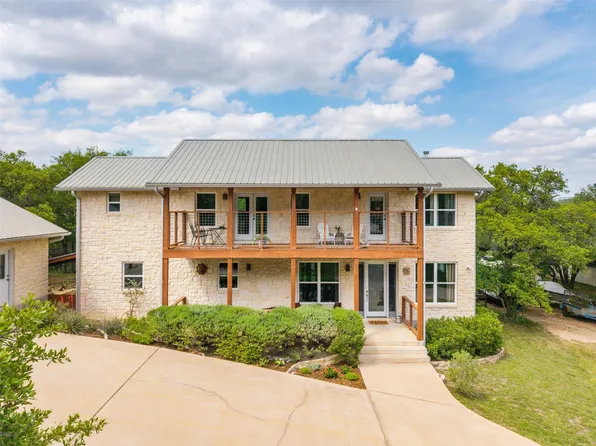 326 Lost Cove Dr, Spicewood, TX 78669