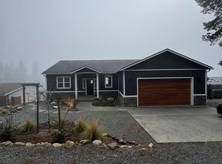 3220 SW Greatview Pl, Oak Harbor, WA