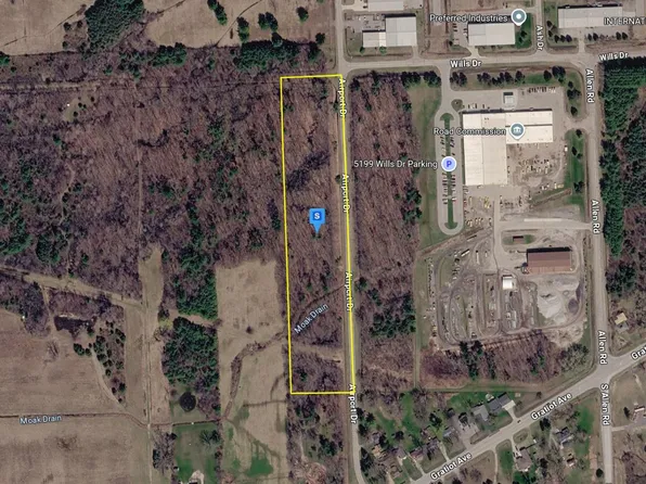 1 Airport Dr, Smiths Creek, MI 48074